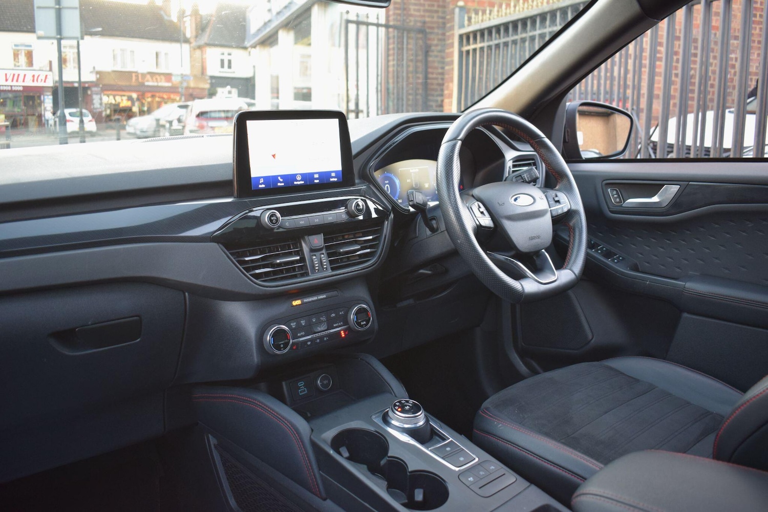 Used Ford Kuga for sale - 77939991: Photo 2