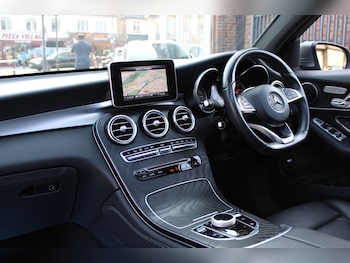 Used Mercedes-Benz GLC 2017 for sale - 78982243: Photo