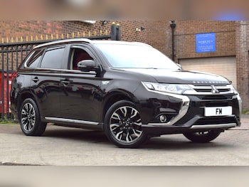 Used Mitsubishi Outlander 2016 for sale - 76247777: Photo