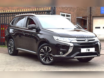 Used Mitsubishi Outlander 2016 for sale - 76247777: Photo