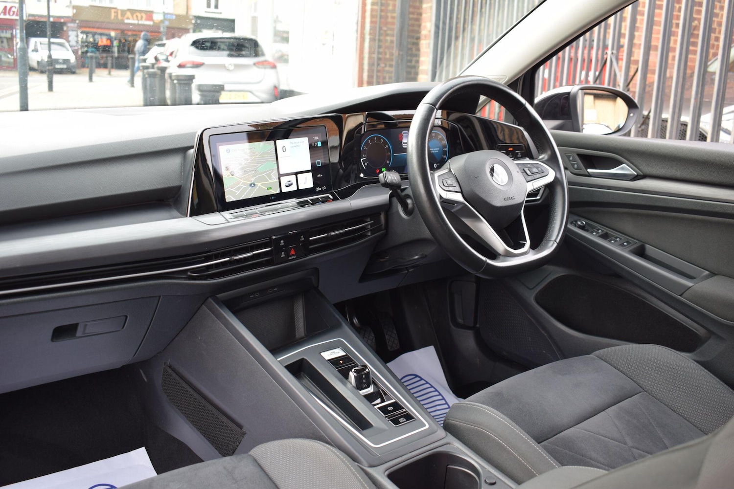 Used Volkswagen Golf 2022 for sale - 77586679: Photo 2