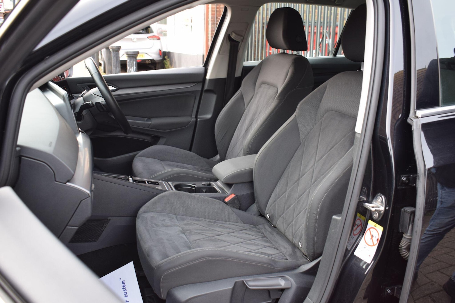 Used Volkswagen Golf 2022 for sale - 77586679: Photo 8