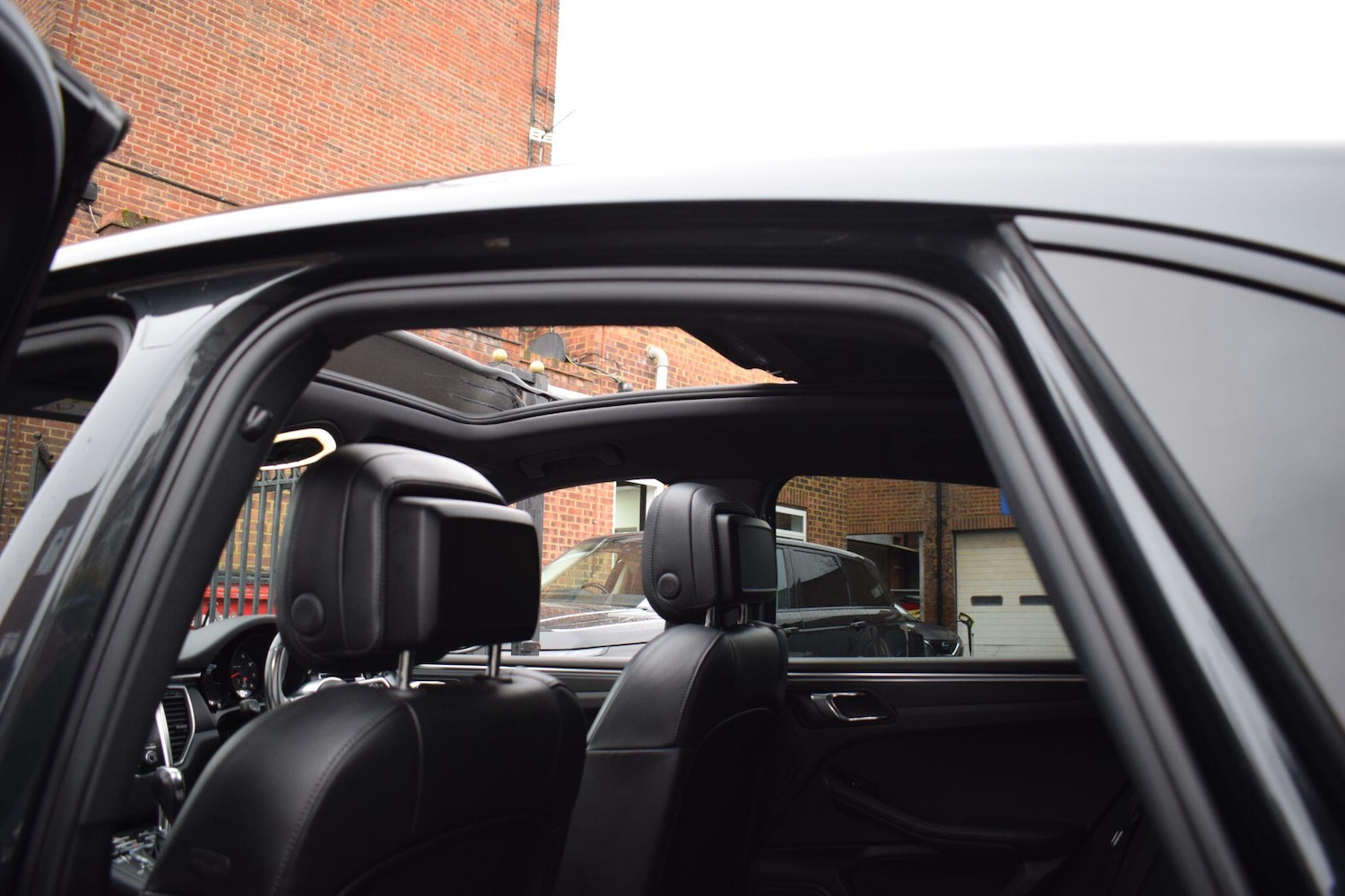 Used Porsche Macan 2017 for sale - 77253956: Photo 15