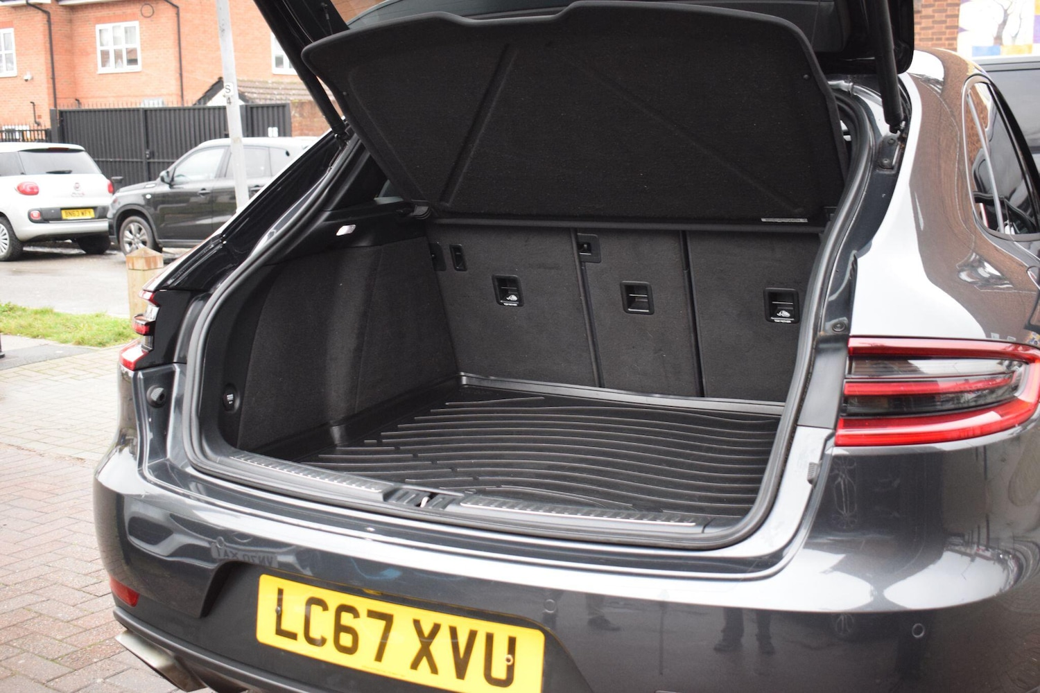 Used Porsche Macan 2017 for sale - 77253956: Photo 33