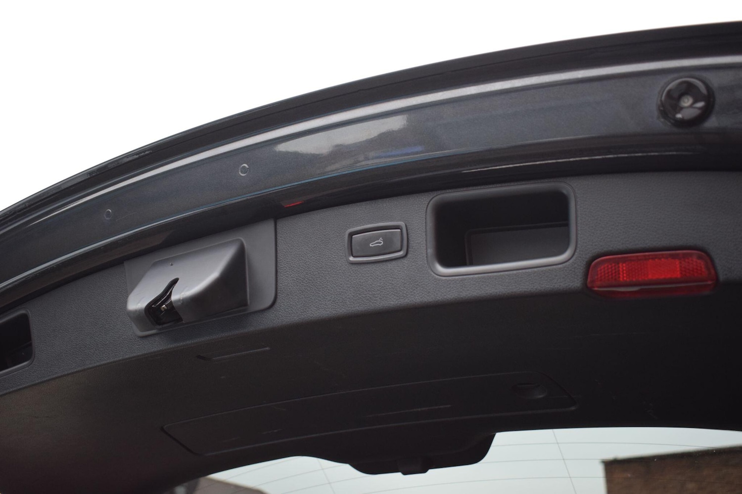 Used Porsche Macan 2017 for sale - 77253956: Photo 34