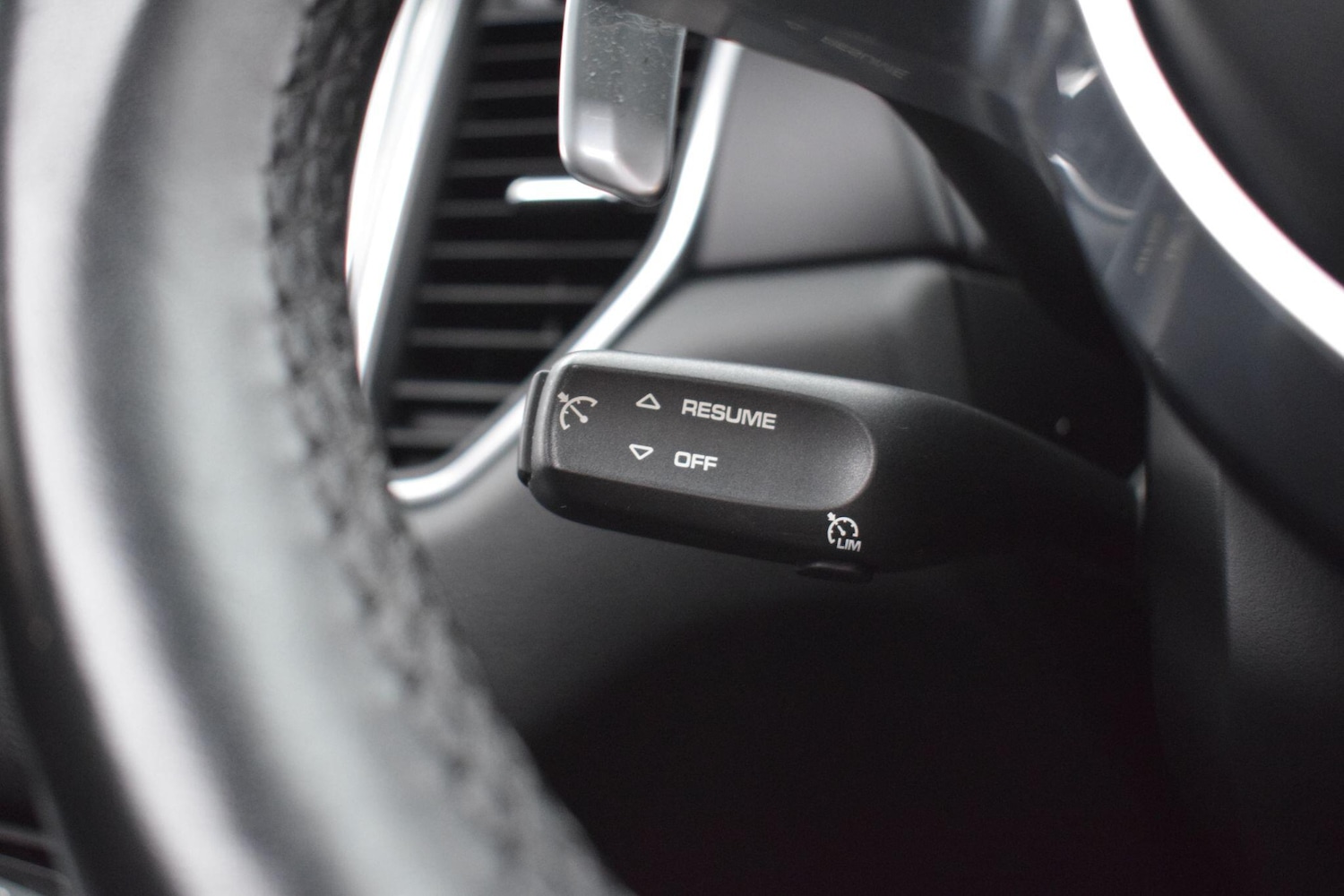 Used Porsche Macan 2017 for sale - 77253956: Photo 35