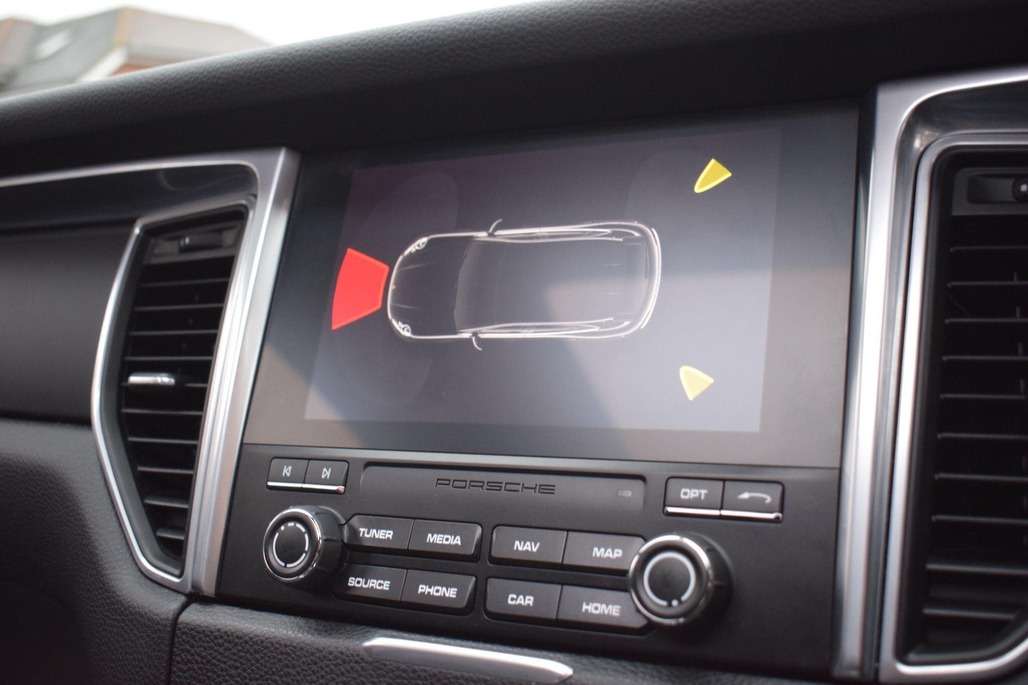 Used Porsche Macan 2017 for sale - 77253956: Photo 43