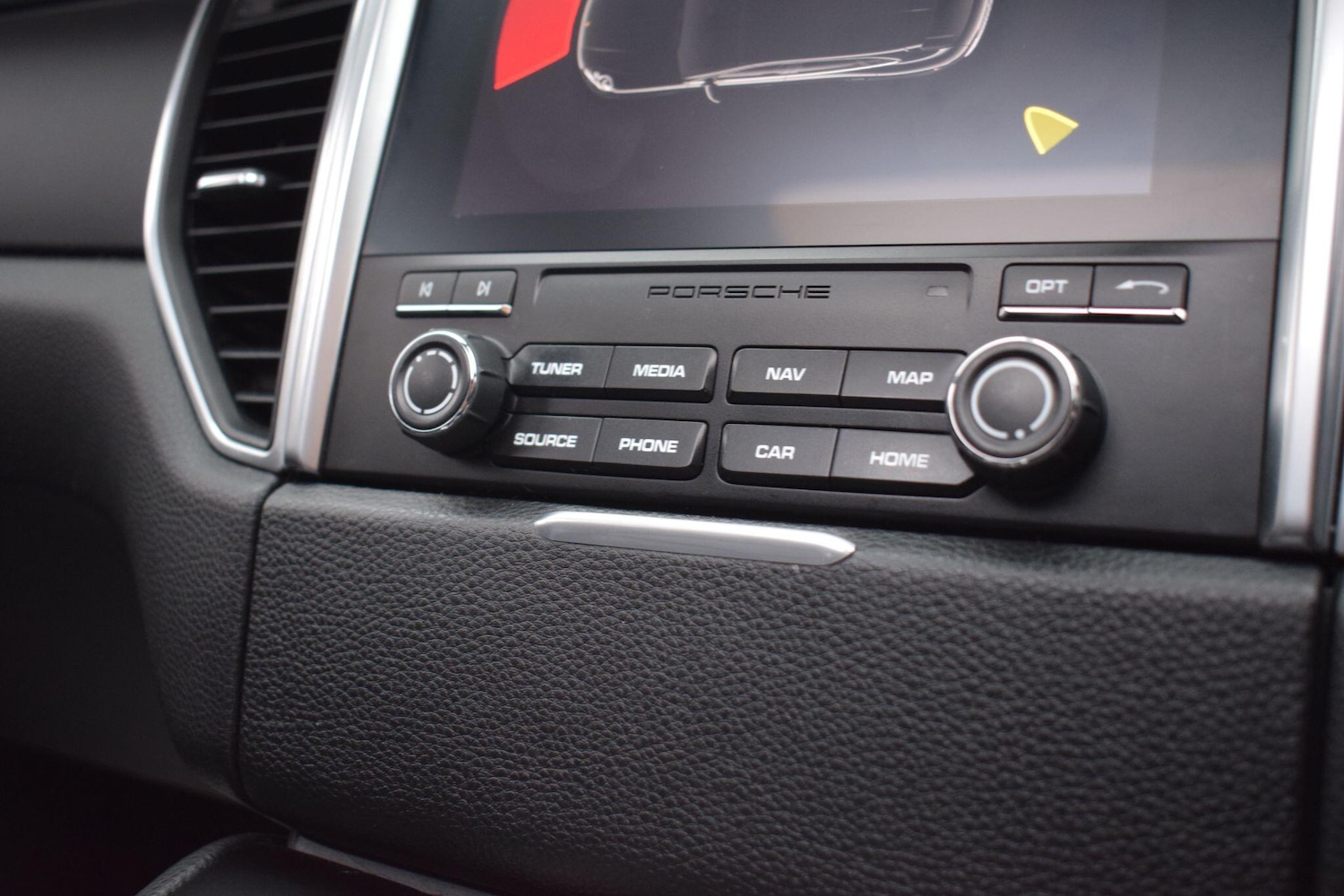 Used Porsche Macan 2017 for sale - 77253956: Photo 44