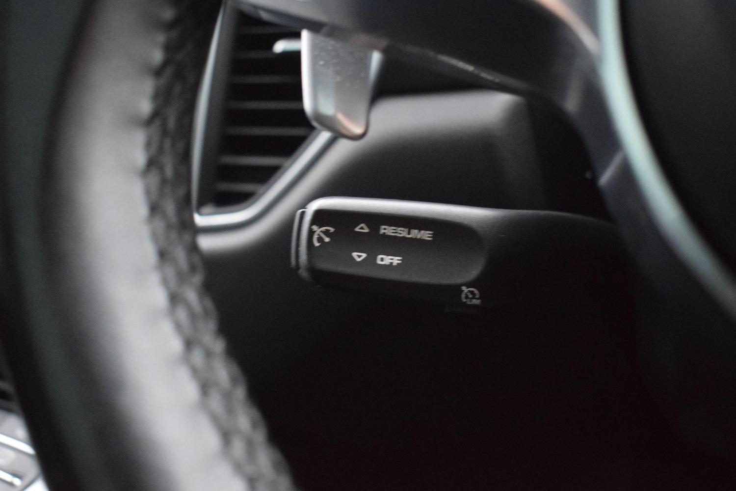 Used Porsche Macan 2017 for sale - 77253956: Photo 56