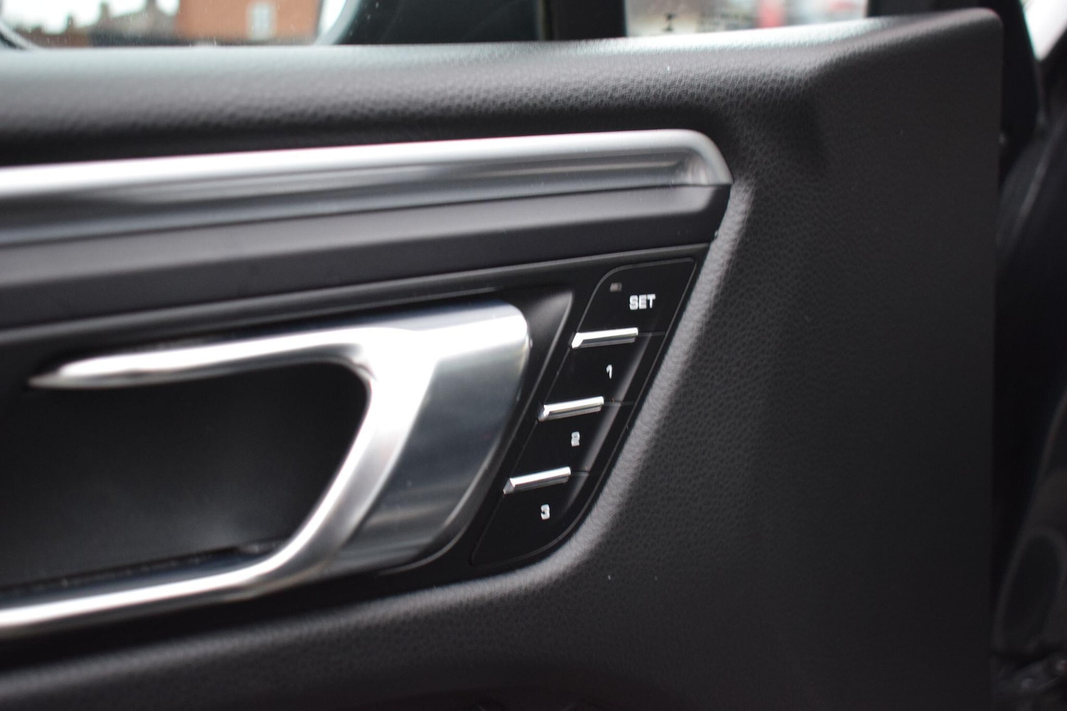 Used Porsche Macan 2017 for sale - 77253956: Photo 9