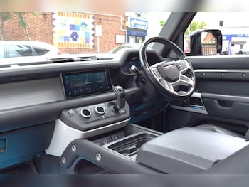 Used Land Rover Defender 110 2021 for sale - 75377480: Photo