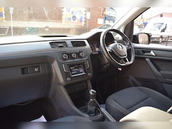 Used Volkswagen Caddy Maxi Life 2018 for sale - 77670916: Photo