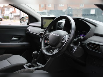 Used Dacia Jogger 2024 for sale - 79374475: Photo