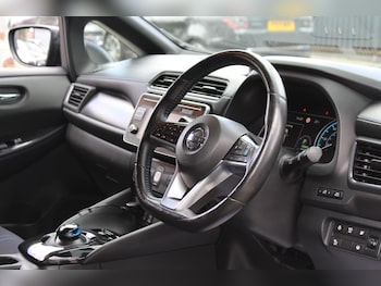 Used Nissan Leaf 2018 for sale - 79075497: Photo
