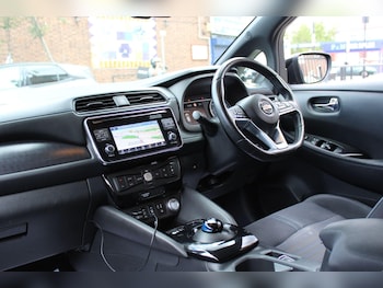 Used Nissan Leaf 2018 for sale - 79075497: Photo