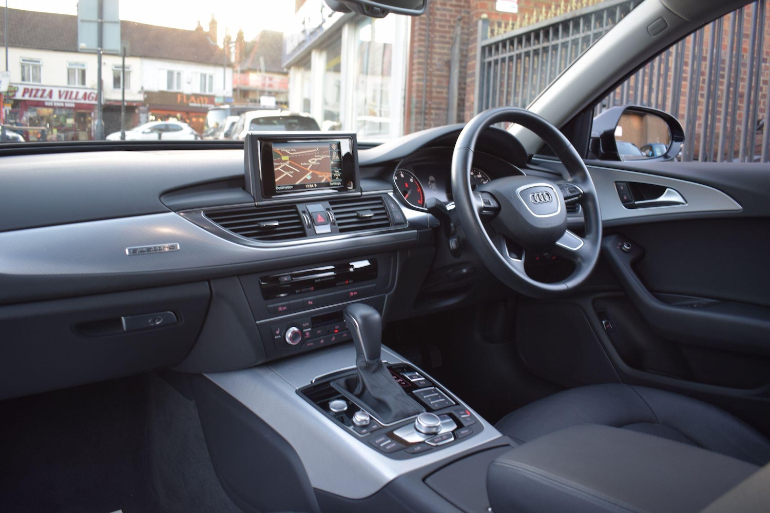 Used Audi A6 Saloon 2018 for sale - 76189631: Photo 2