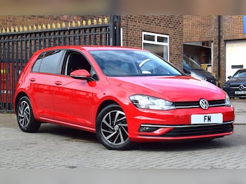 Used Volkswagen Golf 2019 for sale - 78058178: Photo