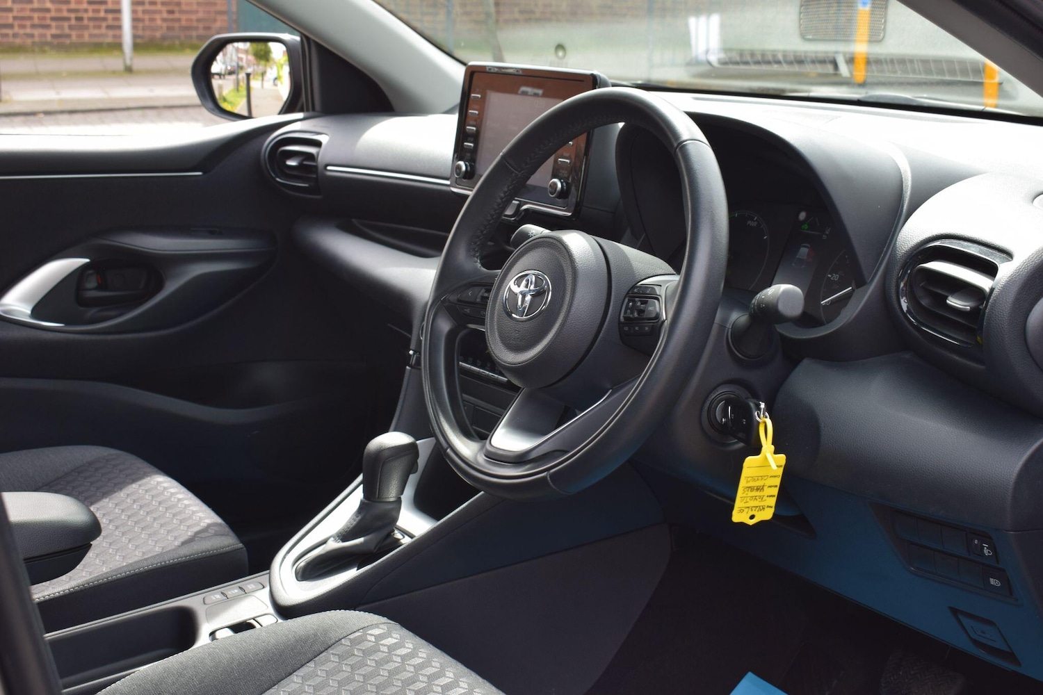 Used Toyota Yaris 2023 for sale - 78185449: Photo 25