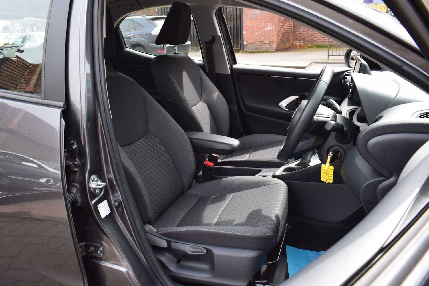 Used Toyota Yaris 2023 for sale - 78185449: Photo 27