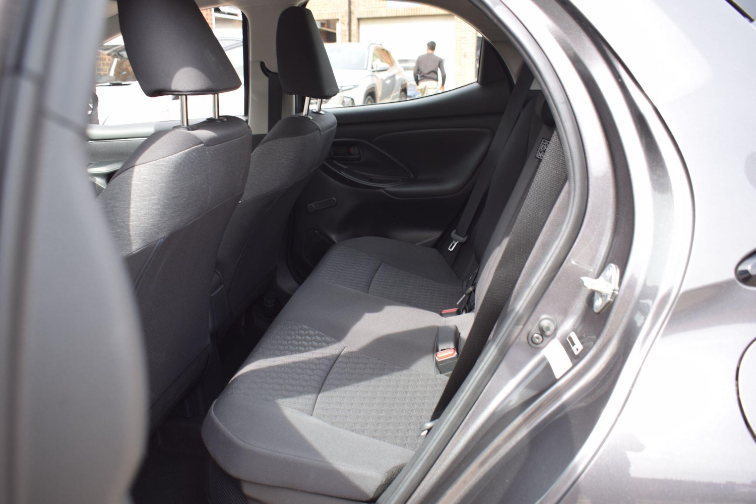 Used Toyota Yaris 2023 for sale - 78185449: Photo 31