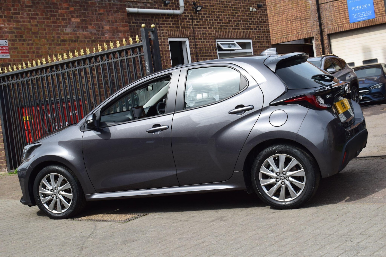 Used Toyota Yaris 2023 for sale - 78185449: Photo 32