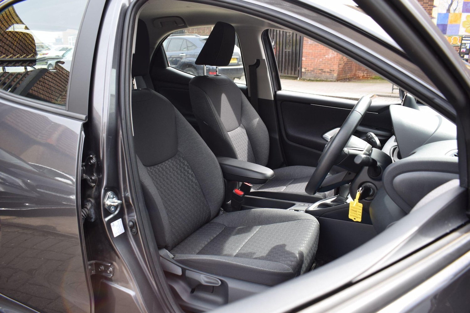 Used Toyota Yaris 2023 for sale - 78185449: Photo 6