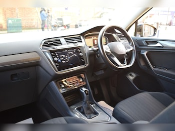 Used Volkswagen Tiguan Allspace 2022 for sale - 76899415: Photo