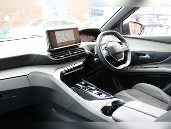 Used Peugeot 5008 2023 for sale - 78759752: Photo