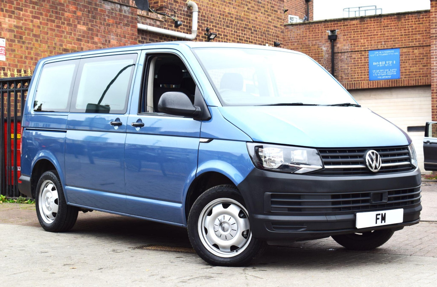 Used Volkswagen Transporter Shuttle 2019 for sale - 77783361: Photo 24