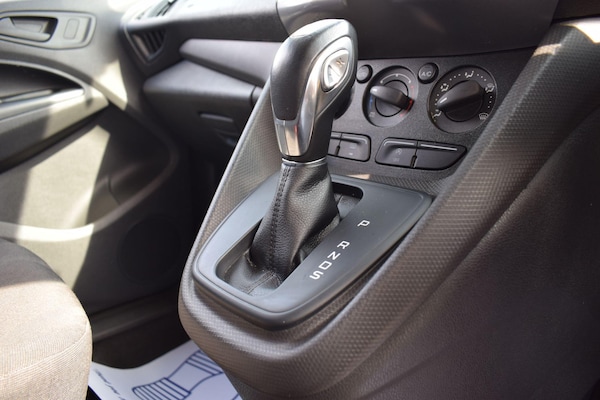 Used Ford Grand Tourneo Connect 2018 for sale - 75646553: Photo 24