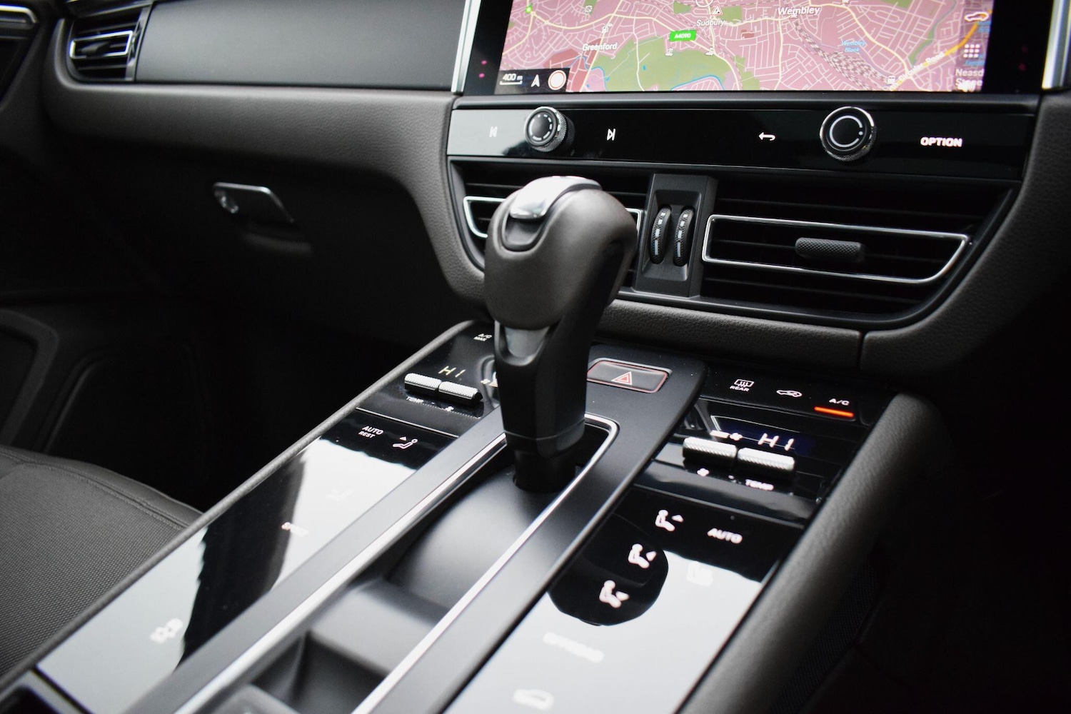 Used Porsche Macan 2022 for sale - 77143762: Photo 19