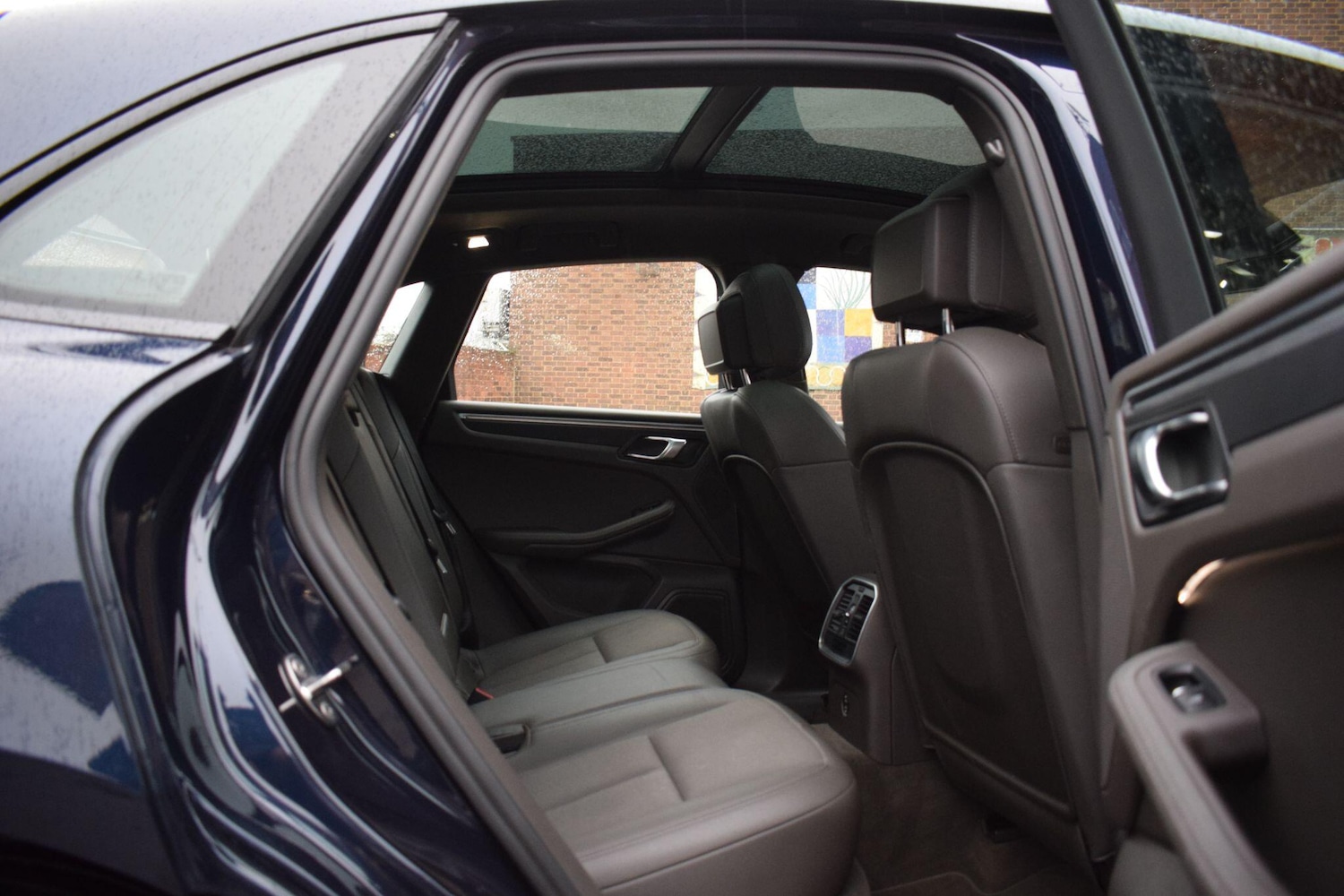 Used Porsche Macan 2022 for sale - 77143762: Photo 27