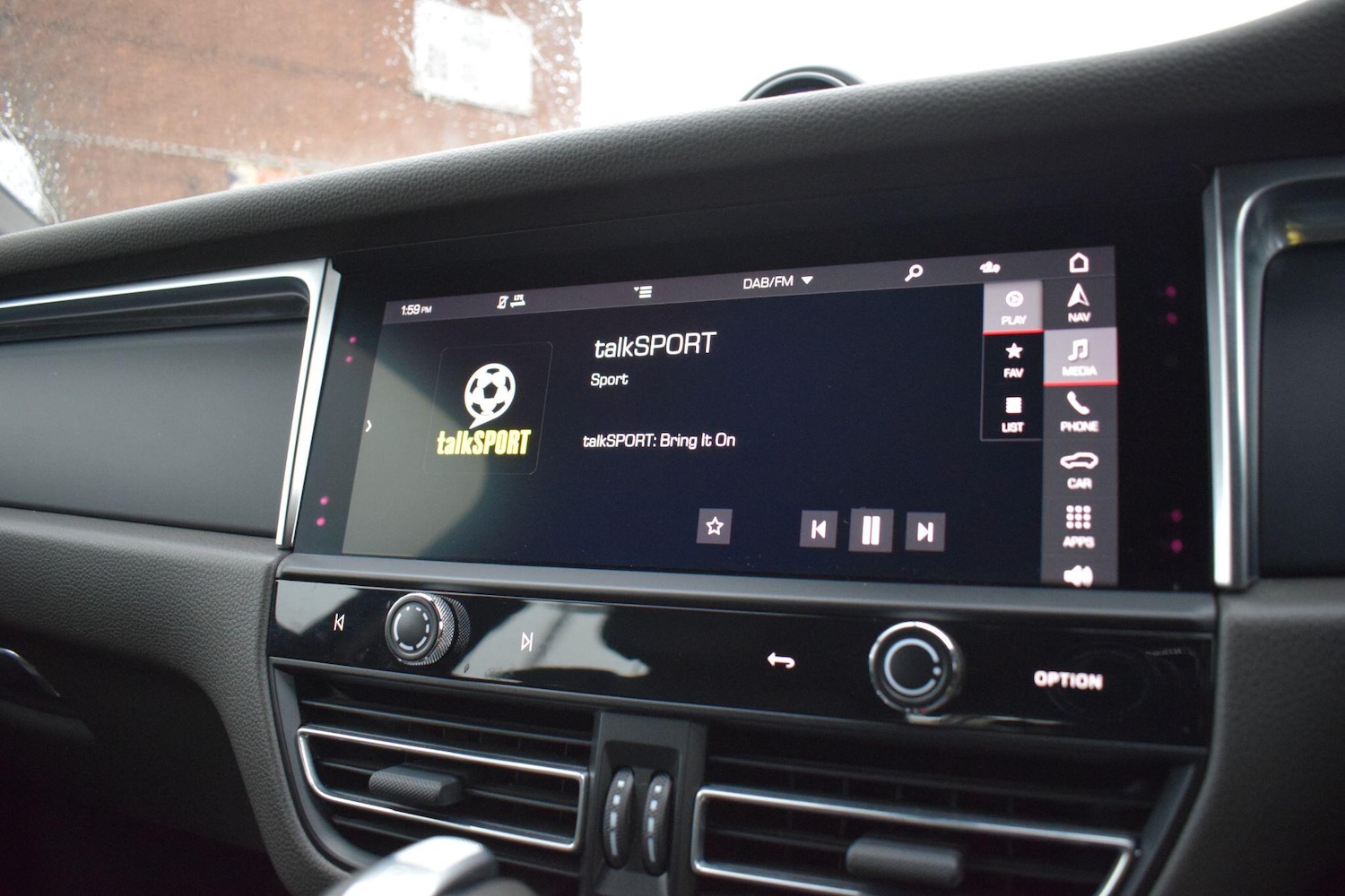 Used Porsche Macan 2022 for sale - 77143762: Photo 39