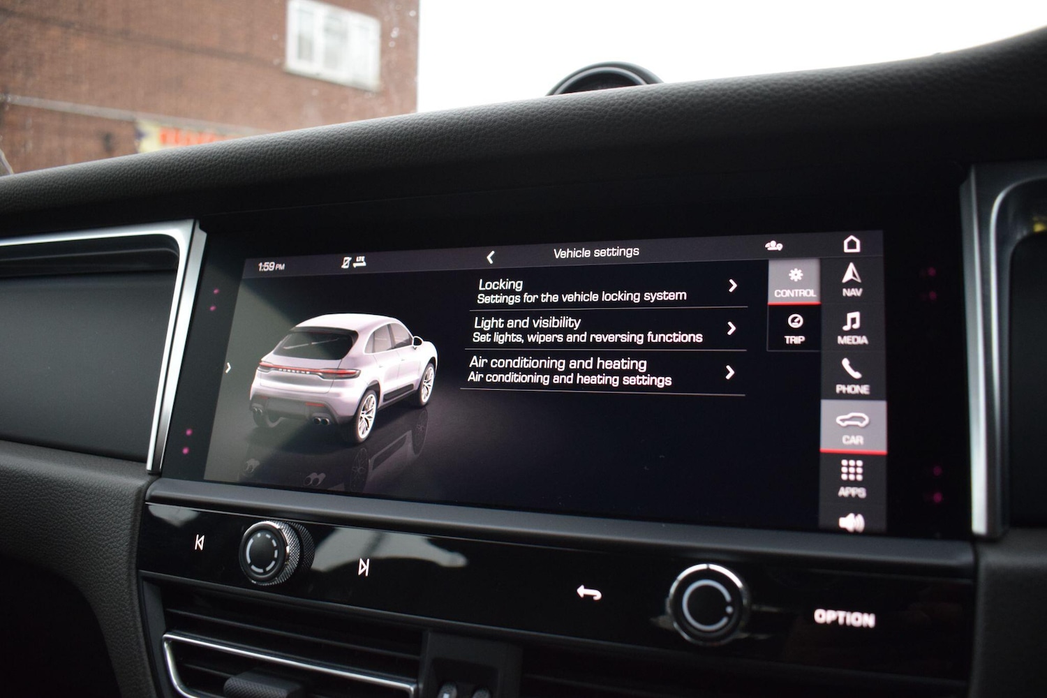 Used Porsche Macan 2022 for sale - 77143762: Photo 41