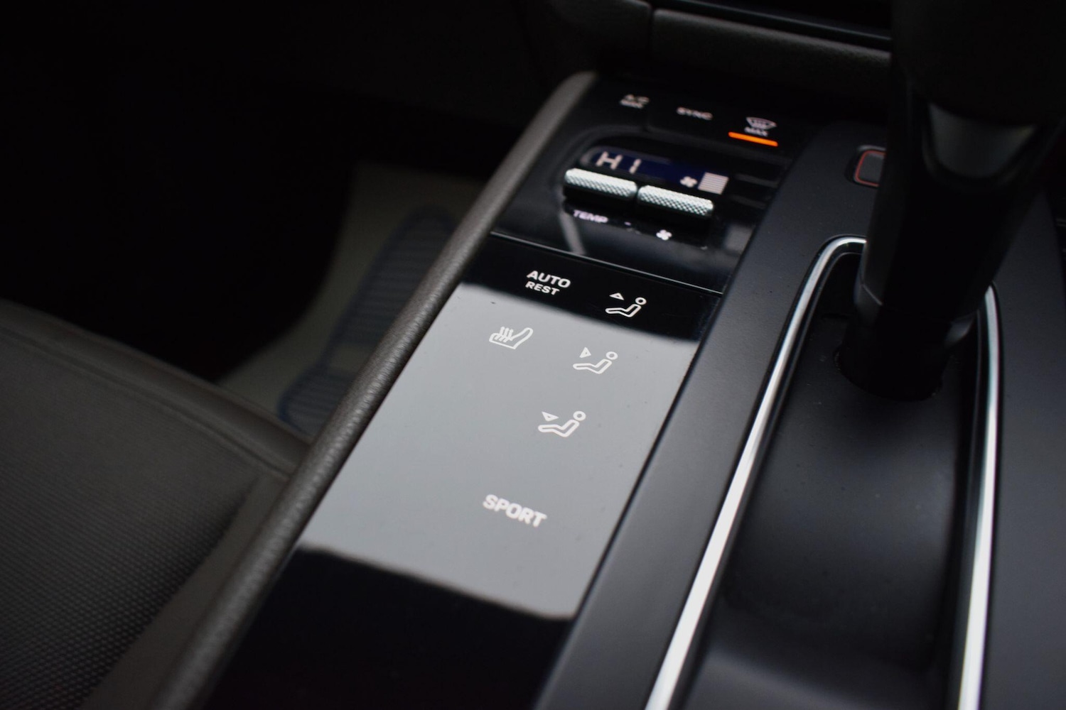 Used Porsche Macan 2022 for sale - 77143762: Photo 53