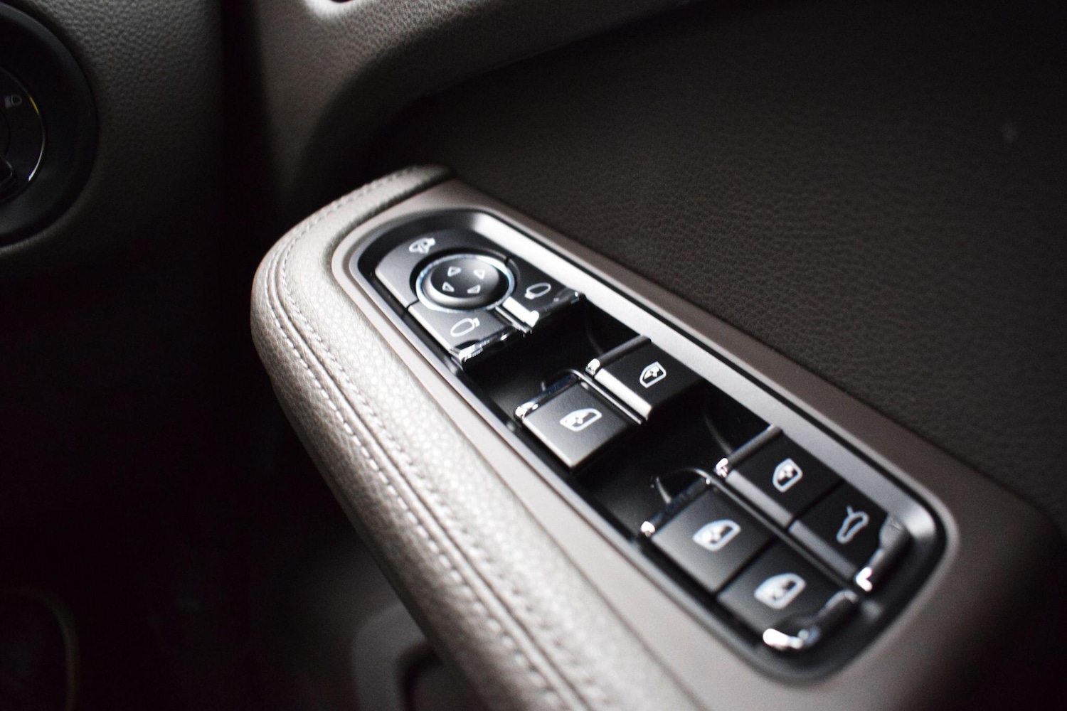 Used Porsche Macan 2022 for sale - 77143762: Photo 59