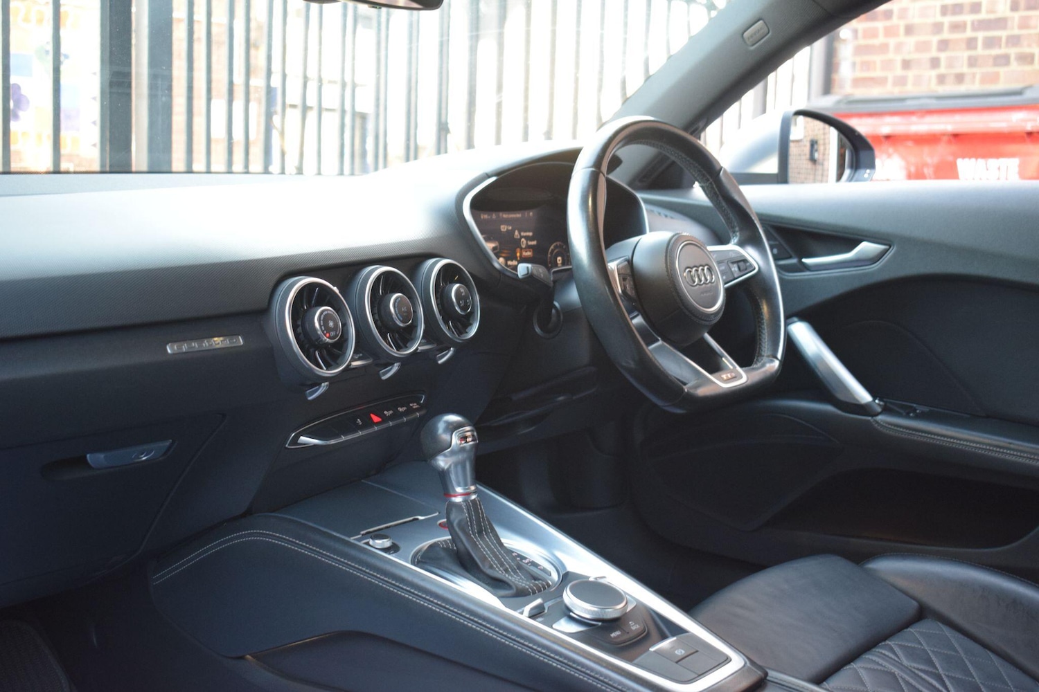 Used Audi TTS for sale - 77977821: Photo 2