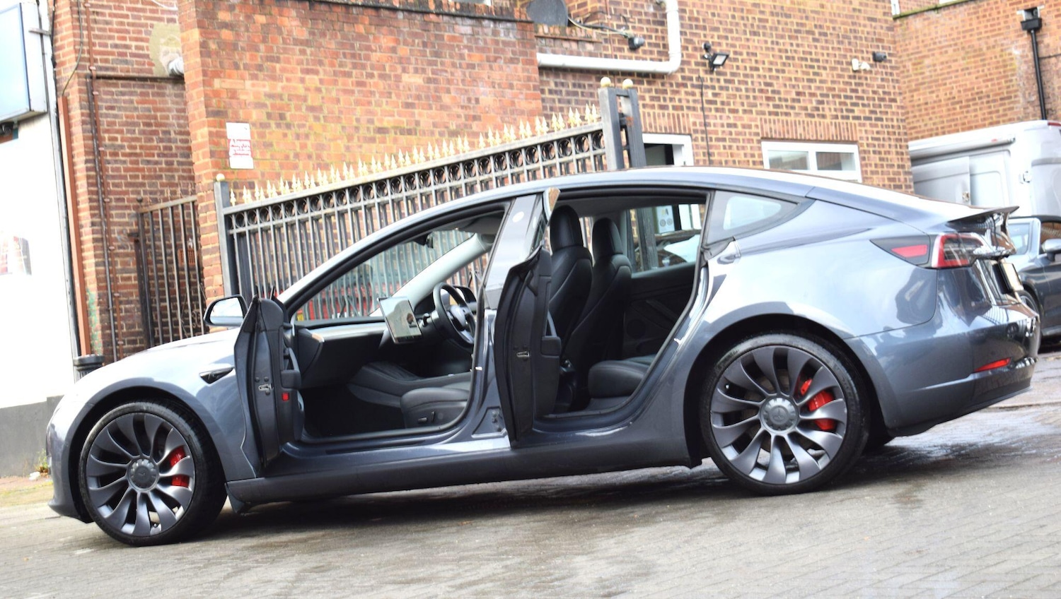 Used Tesla Model 3 2021 for sale - 76832668: Photo 7