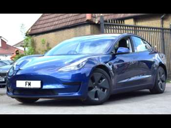 2020 (70) - Standard Range Plus Auto RWD 4dr