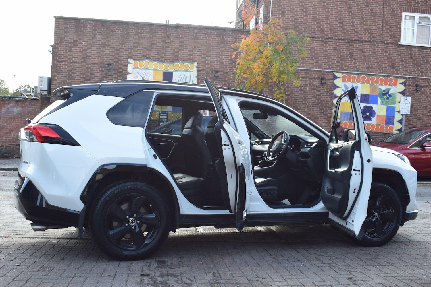 Used Toyota RAV4 2020 for sale - 76349394: Photo 12