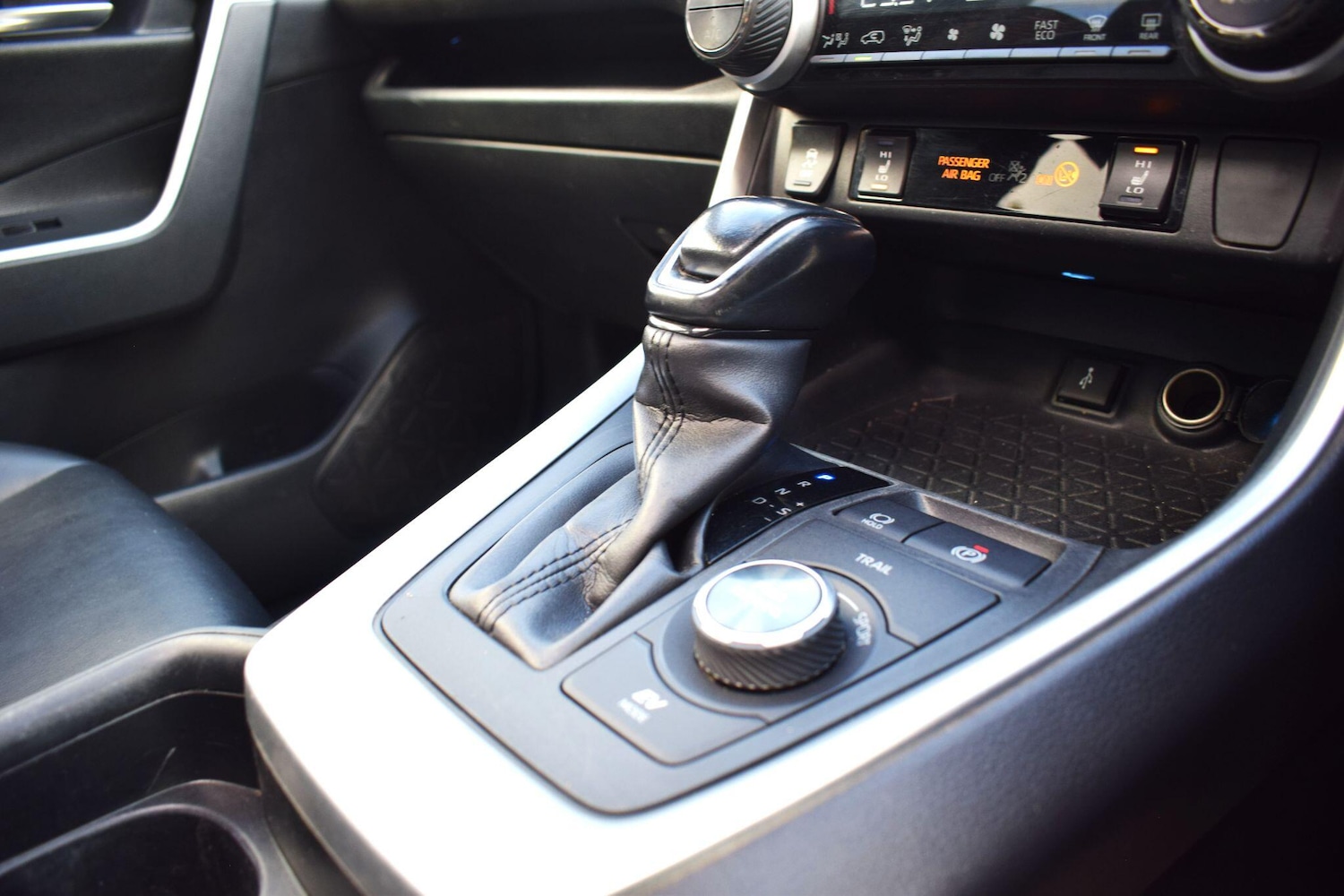 Used Toyota RAV4 2020 for sale - 76349394: Photo 21