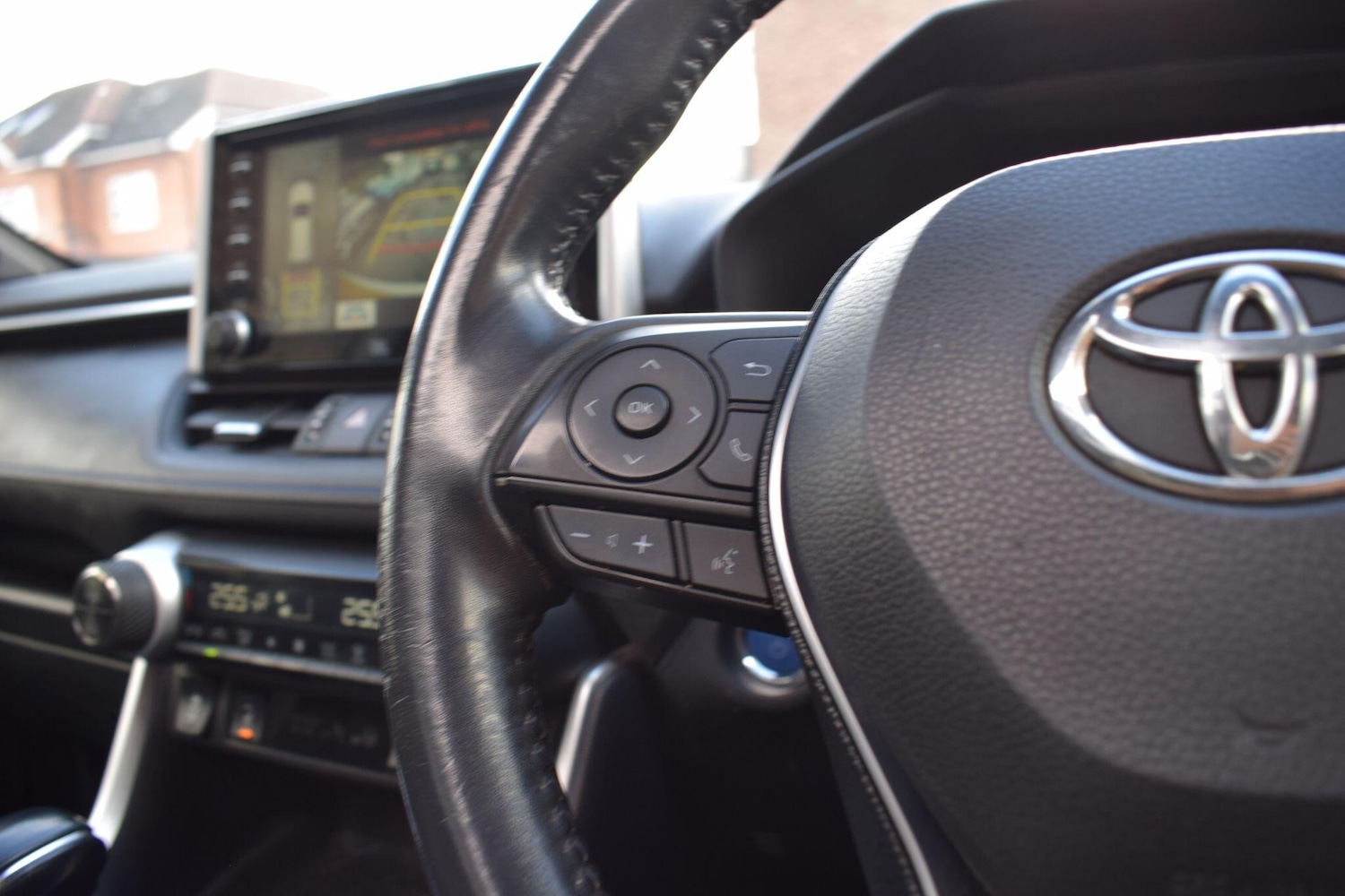 Used Toyota RAV4 2020 for sale - 76349394: Photo 31