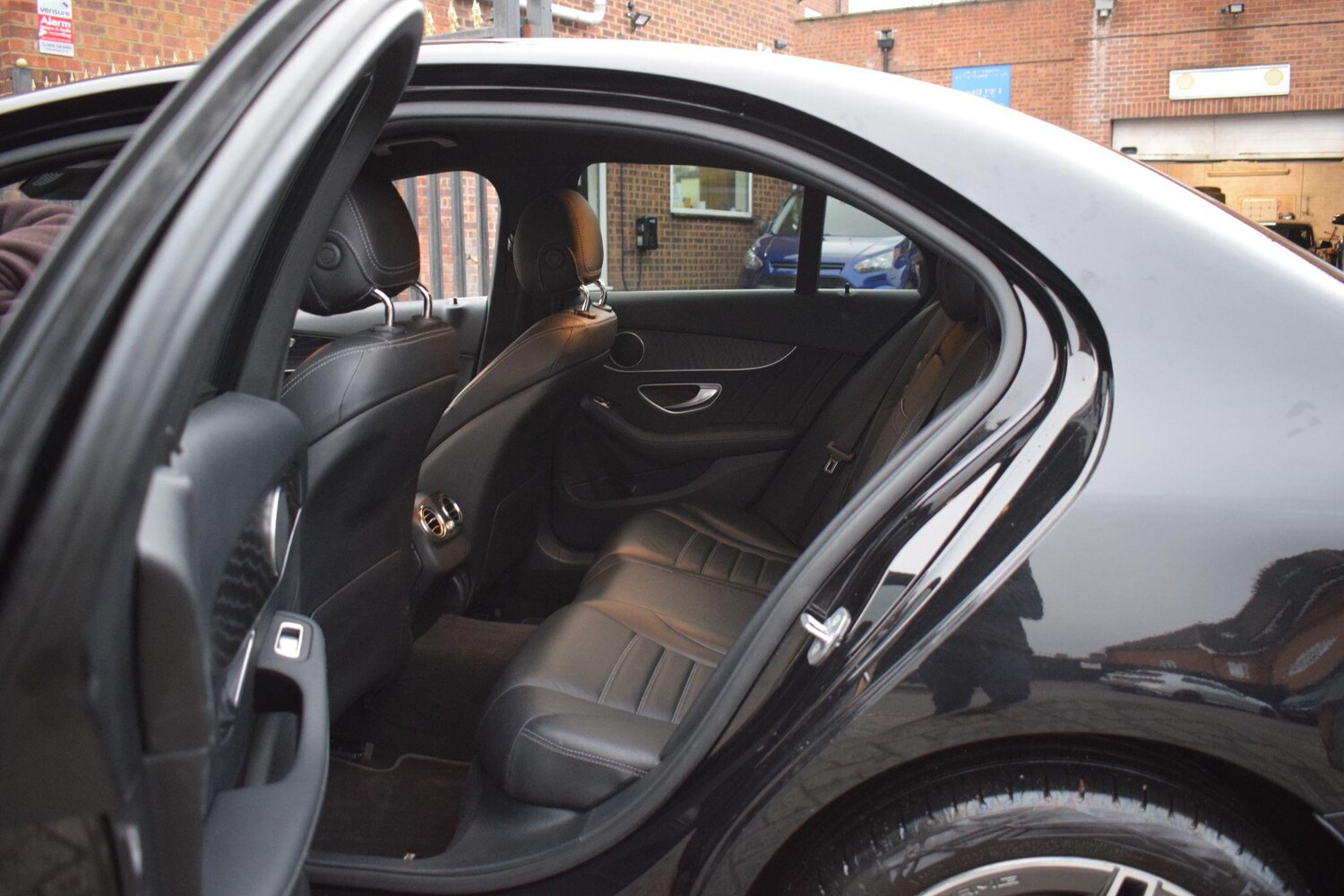 Used Mercedes-Benz C Class 2020 for sale - 77523583: Photo 10