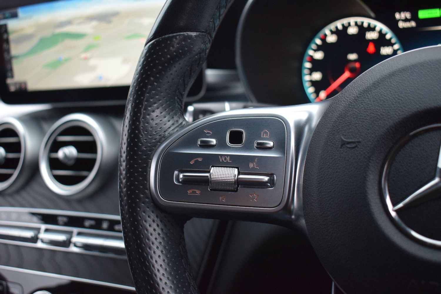 Used Mercedes-Benz C Class 2020 for sale - 77523583: Photo 19