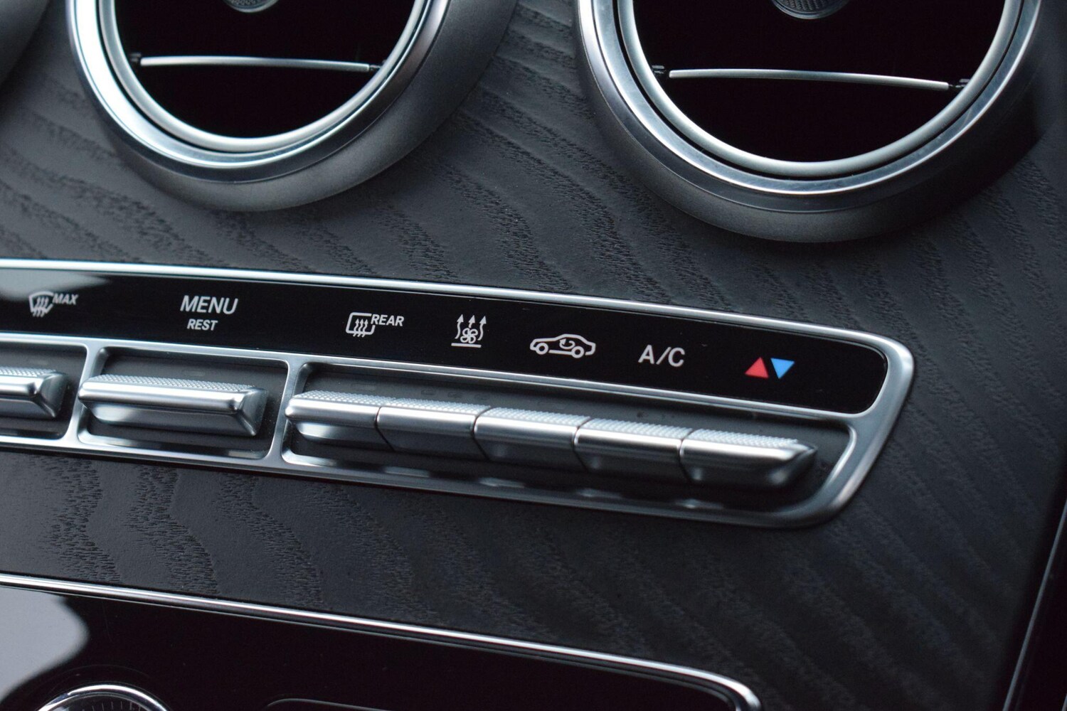 Used Mercedes-Benz C Class 2020 for sale - 77523583: Photo 42