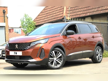 Used Peugeot 5008 2023 for sale - 78535579: Photo