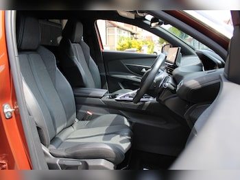 Used Peugeot 5008 2023 for sale - 78535579: Photo