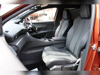 Used Peugeot 5008 2023 for sale - 78535579: Photo