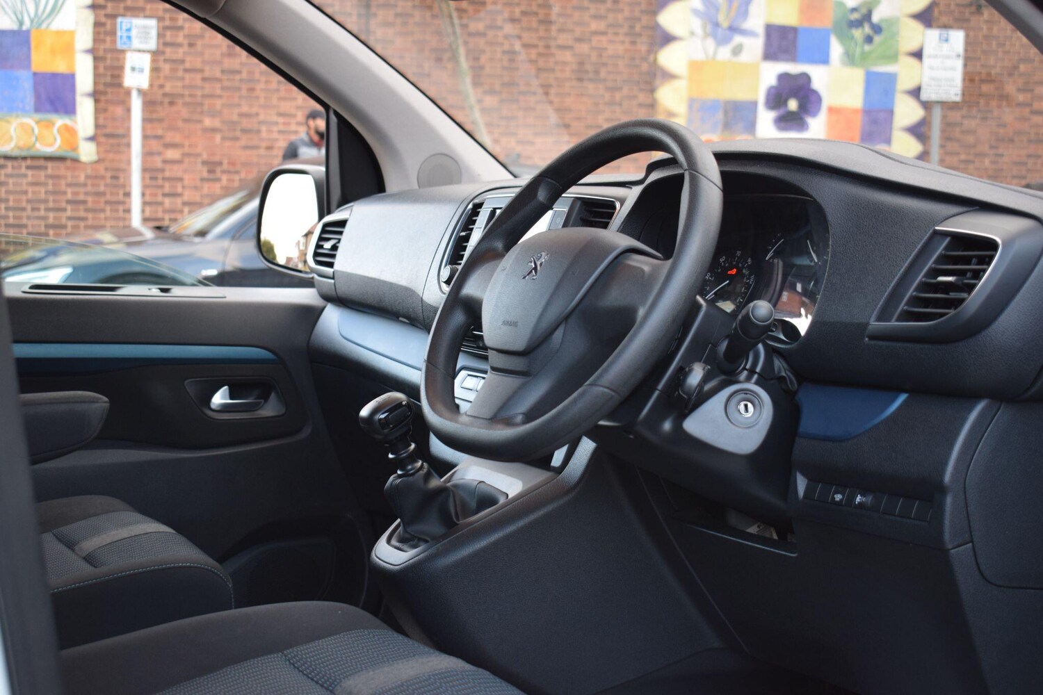 Used Peugeot Traveller 2020 for sale - 77358854: Photo 13