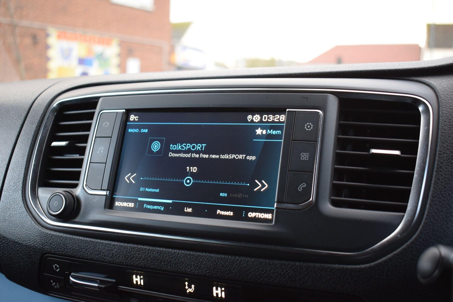 Used Peugeot Traveller 2020 for sale - 77358854: Photo 26